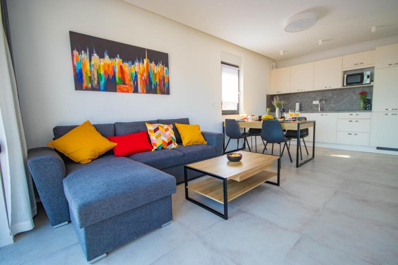 Apartmani Le-Lu Kastela Bagian luar foto