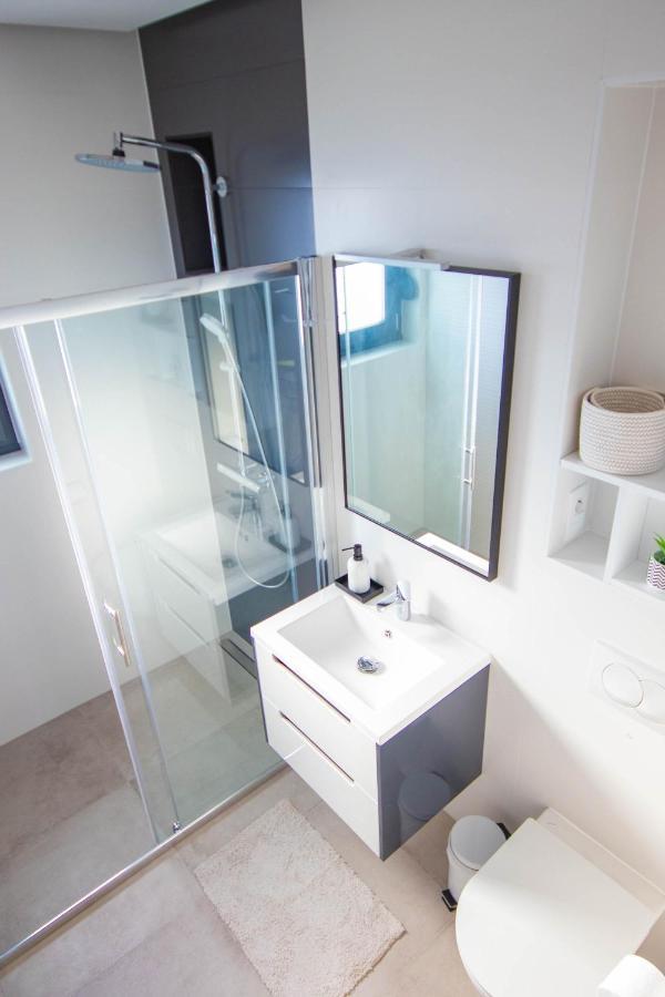 Apartmani Le-Lu Kastela Bagian luar foto
