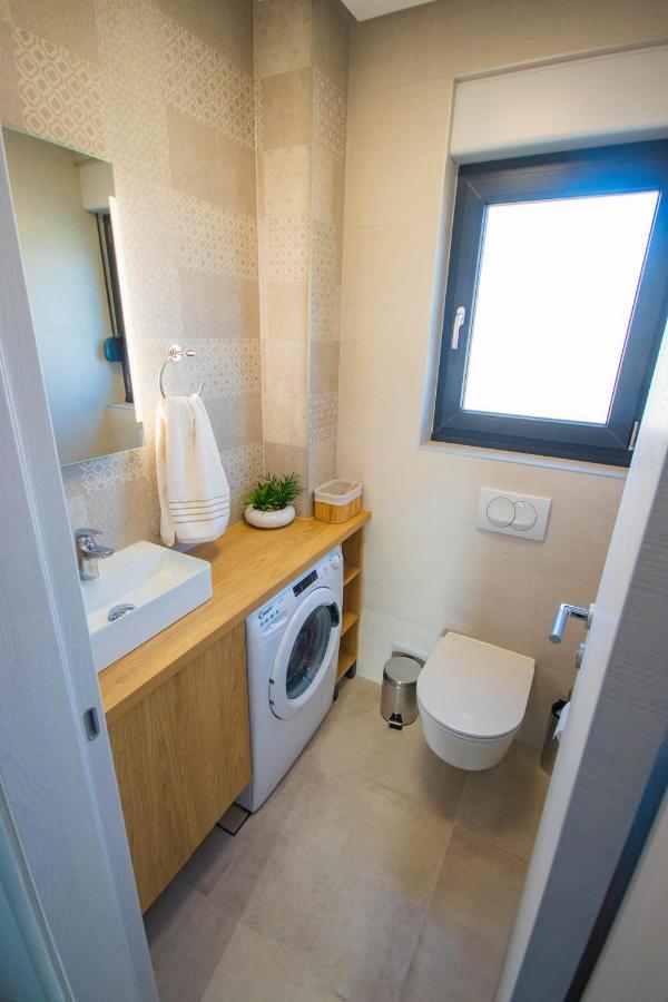 Apartmani Le-Lu Kastela Bagian luar foto
