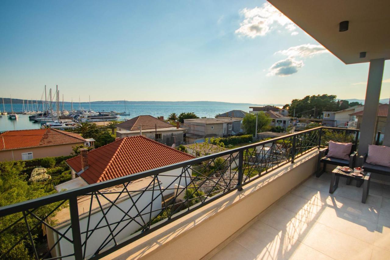 Apartmani Le-Lu Kastela Bagian luar foto