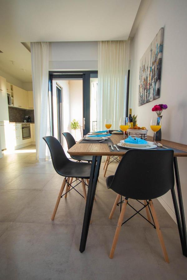 Apartmani Le-Lu Kastela Bagian luar foto