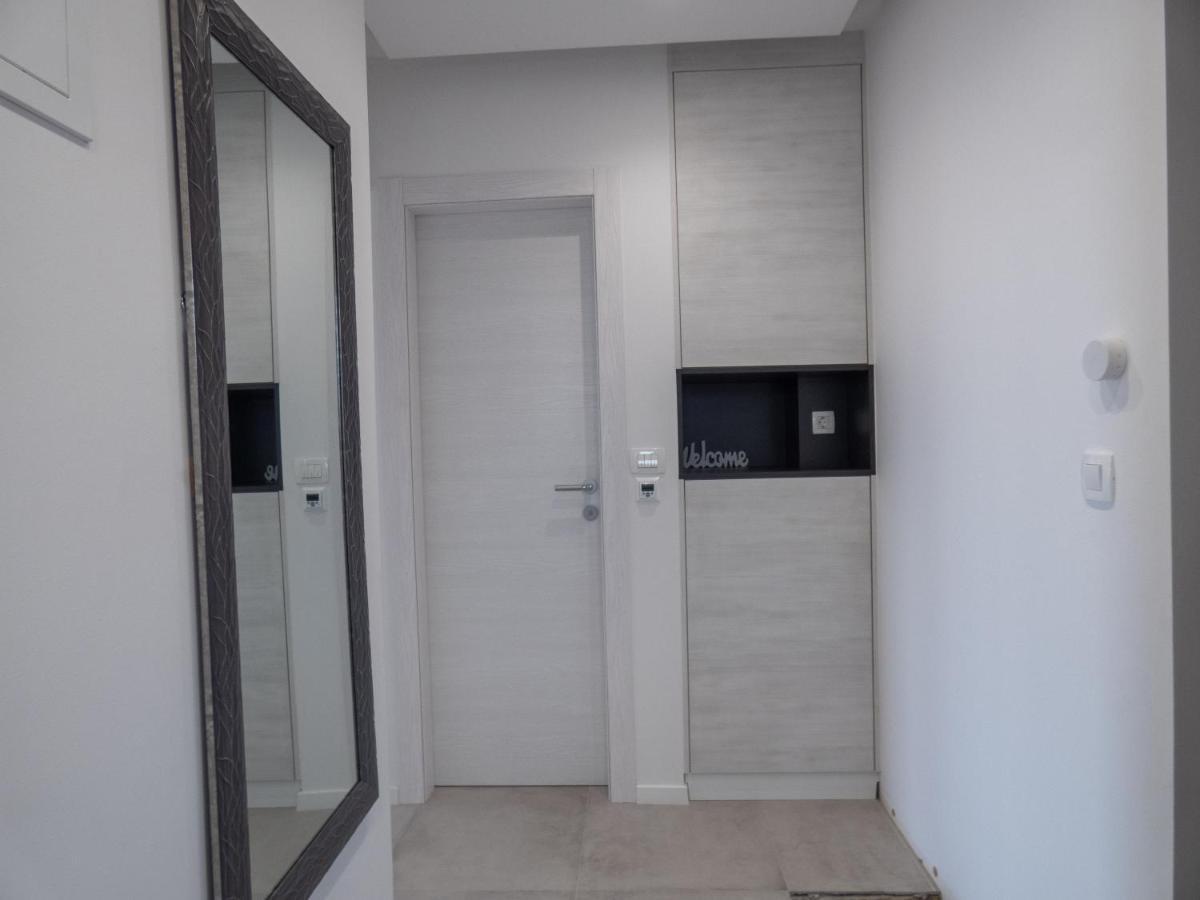 Apartmani Le-Lu Kastela Bagian luar foto